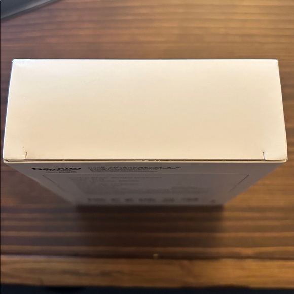 Hello Kitty Wireless Earbuds
Universally compatible with IOS and Android - Picture 4 of 4